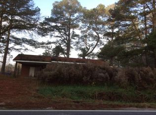 183 Autry Mill Rd, Autryville, NC 28318