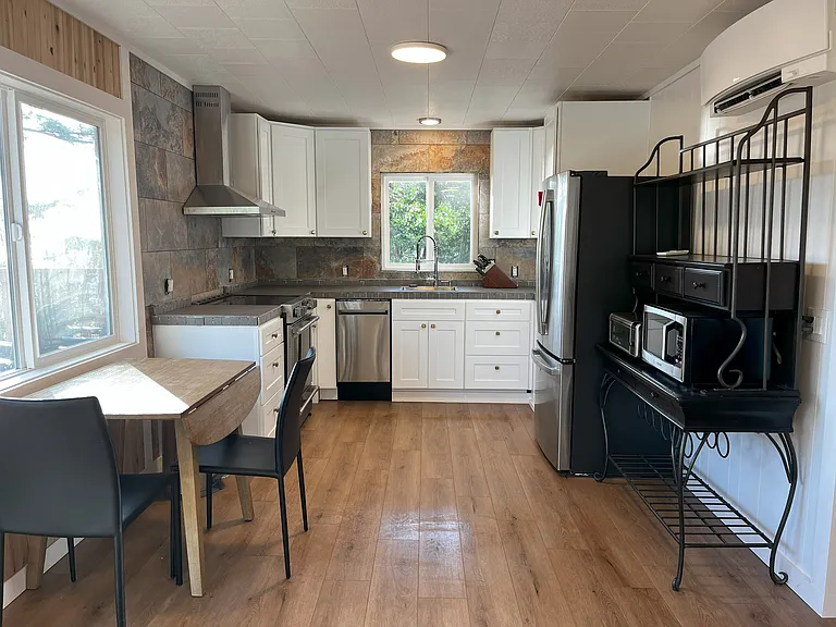 1560 Chinook Ave #1 — Photo 7