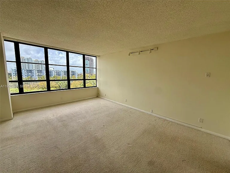 500 Three Islands Blvd #314 — Photo 7