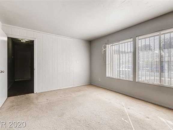 5th image of 2937 Jansen Ave