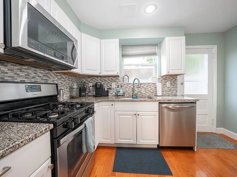 236 Wilder St — Photo 11