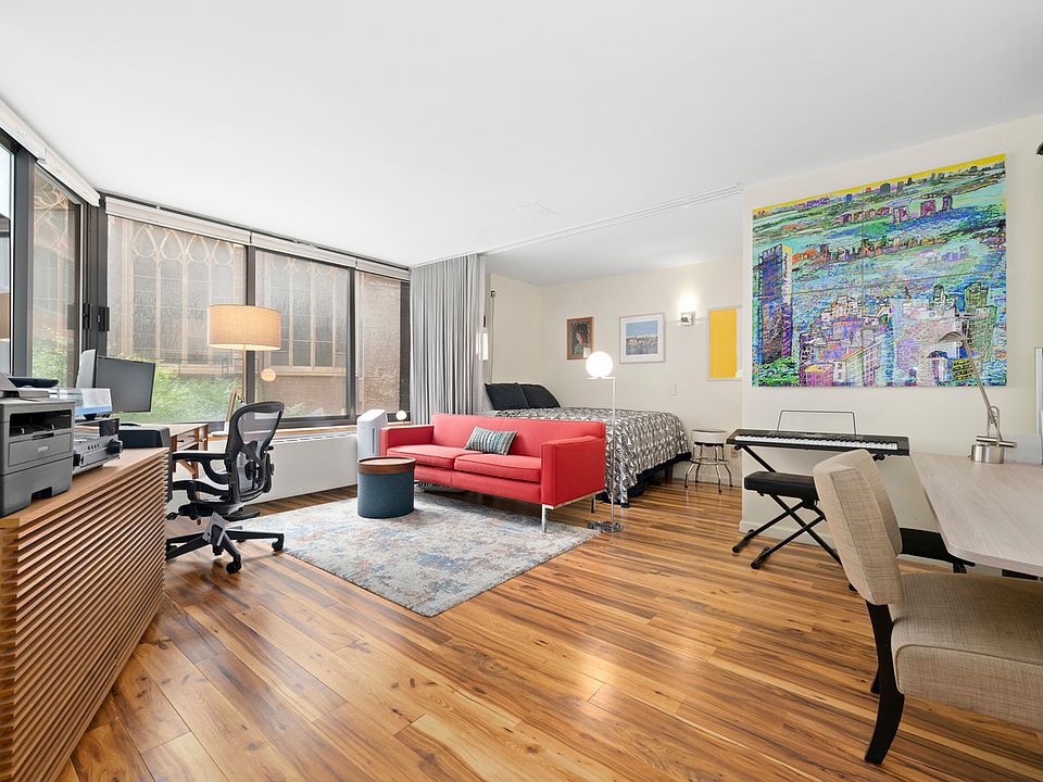 1st image of 155 W 70th St APT 4G