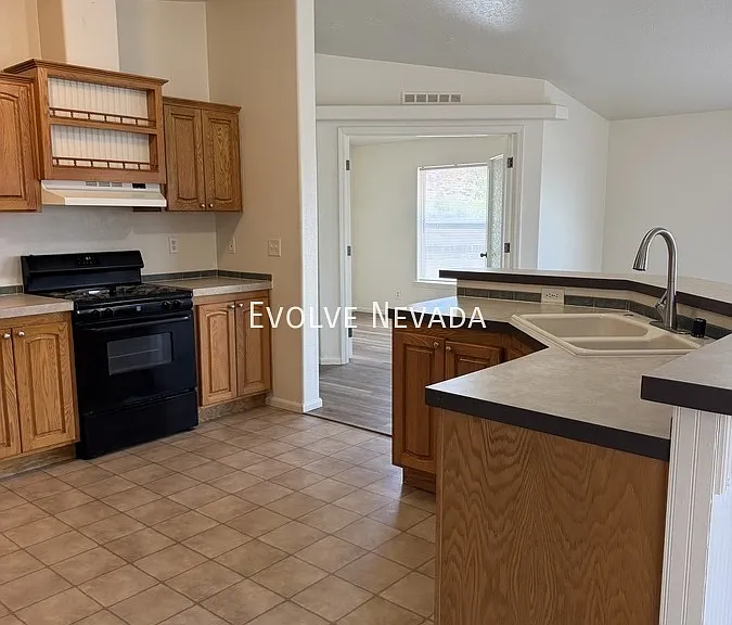5320 Ruby Creek Ct — Photo 5
