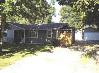 307 Harrison Ave, Sedgwick, KS 67135