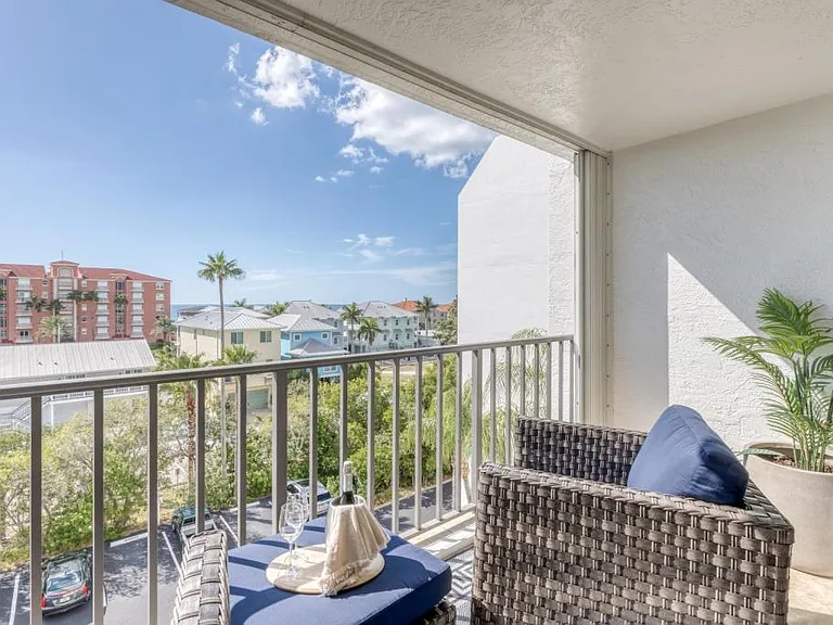 19111 Vista Bay Dr #510 — Photo 28
