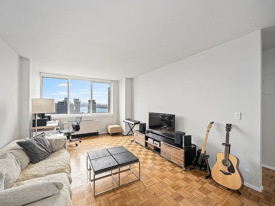 1st image of 4-74 48th Ave APT 32J