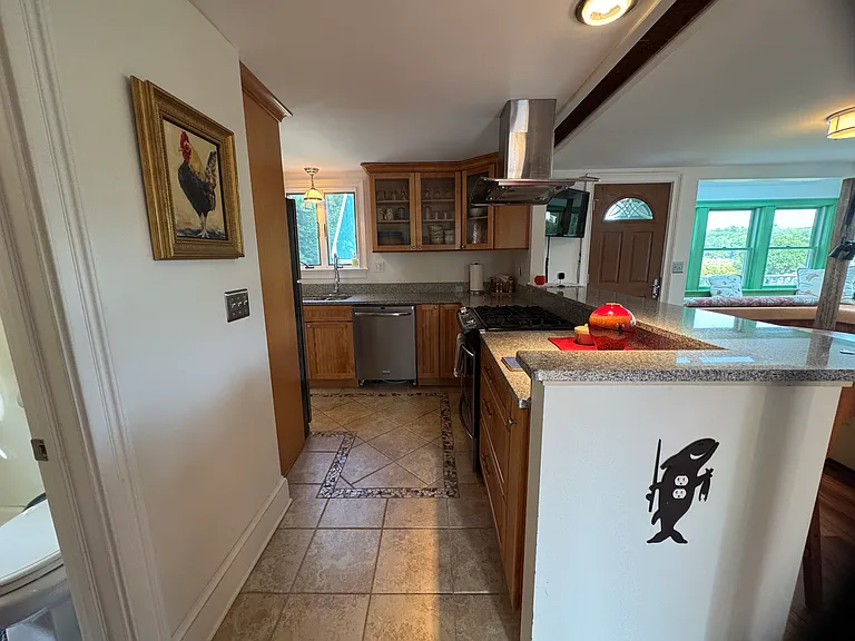 12 Warrenton St — Photo 5