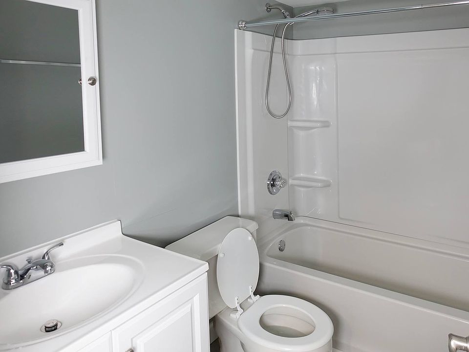 1st image of 1102 Salem Ave #11327835