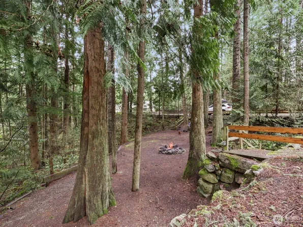 22231 Bluewater Court SE, Yelm, WA 98597