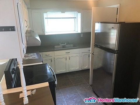 4th image of 580 Kimball St NE