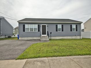 53 Pulaski St, Fall River, MA 02721