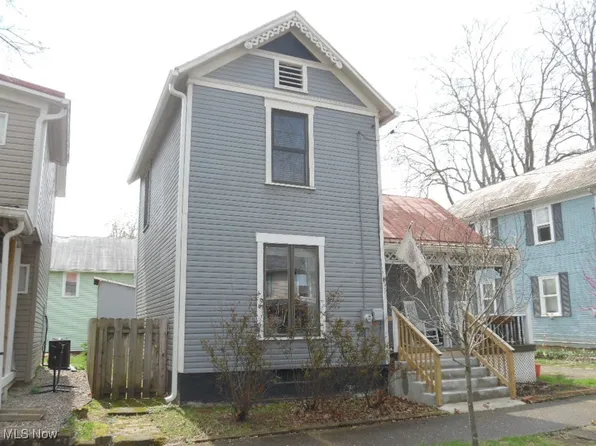 204 Lancaster St, Marietta, OH 45750