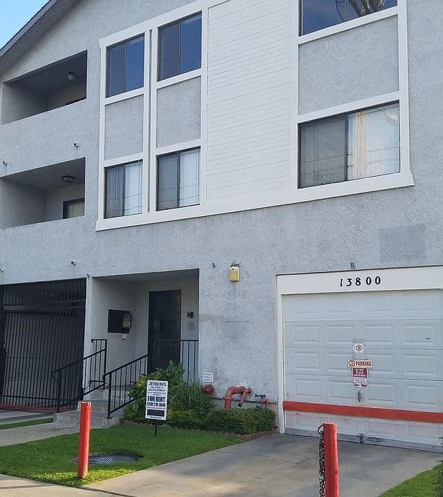 1st image of 13800 Chadron Ave APT 10