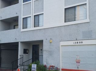 13800 Chadron Ave APT 10, Hawthorne, CA 90250