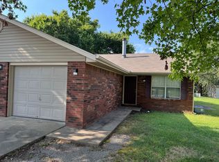 4418 W Franciscan Trl, Fayetteville, AR 72704