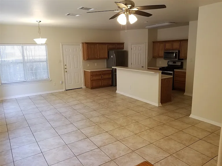 2928 Thrushwood Dr #A — Photo 25