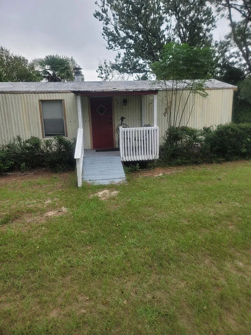 Charming 2BR/2BA manufactured Retreat in the Georgia Hills — Photo 1