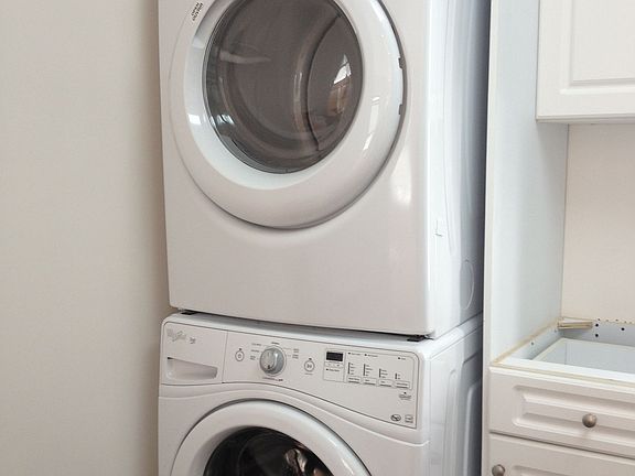 5th image of 610 W 152nd St APT 42