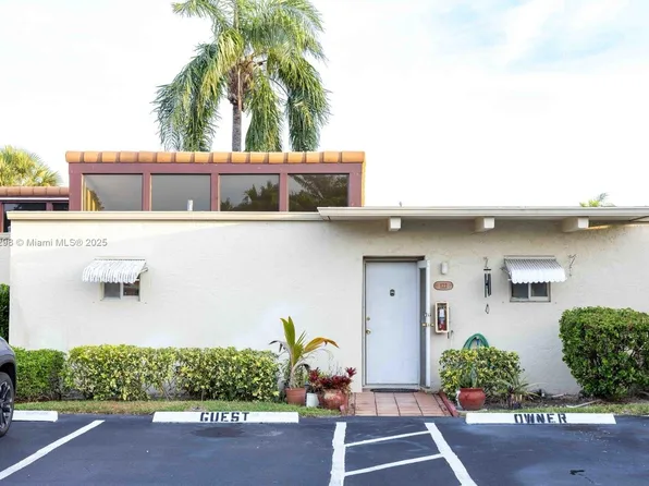 2541 Boundbrook Blvd APT 122, West Palm Beach, FL 33406