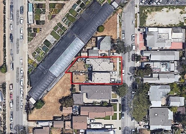 2nd image of 3651 Denver Ave