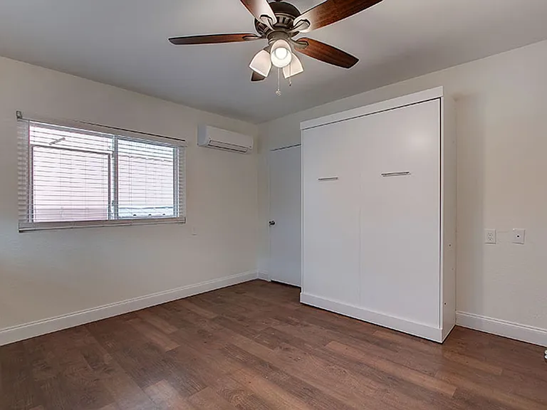306 E 30th St #207 — Photo 1