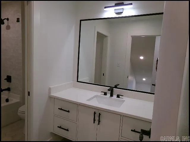 73 Tournay Cir — Photo 14