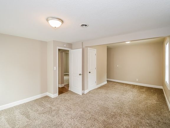 5th image of 1762 Orlando Cir N