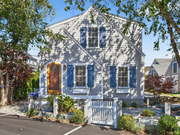3 Atlantic Avenue, Provincetown, MA 02657