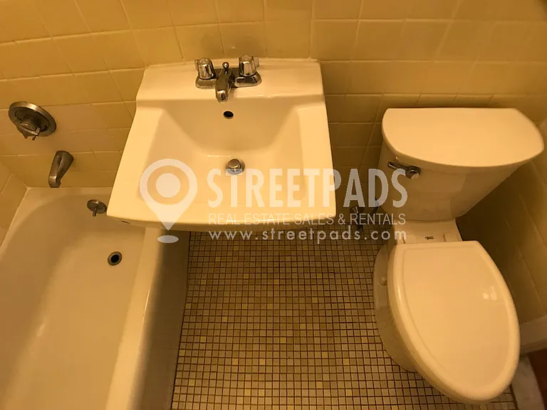 60 Brighton Ave #109 — Photo 4