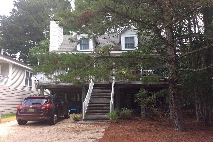 1st image of 409 Tamarack Dr
