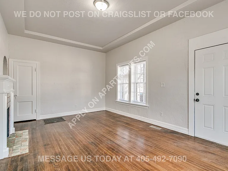 1130 NW 39th St #1130.5 — Photo 7