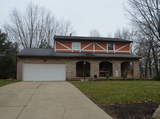 9671 Brixton Ave NW, Uniontown, OH 44685