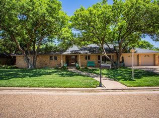 1612 Avenue J, Abernathy, TX 79311