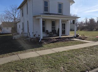 401 S Linn St, Shannon, IL 61078