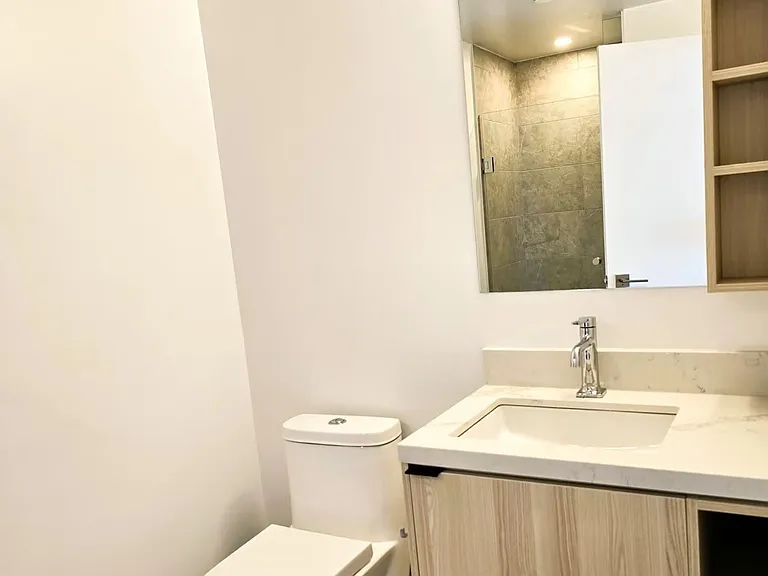 252 Church St #1006 — Photo 12