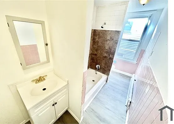 2827 Arctic Ave #2 — Photo 11