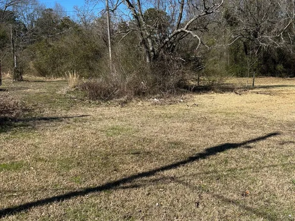 1432 E North St, Magnolia, AR 71753