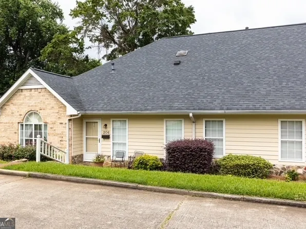 206 Cedarwood Ln, Thomaston, GA 30286