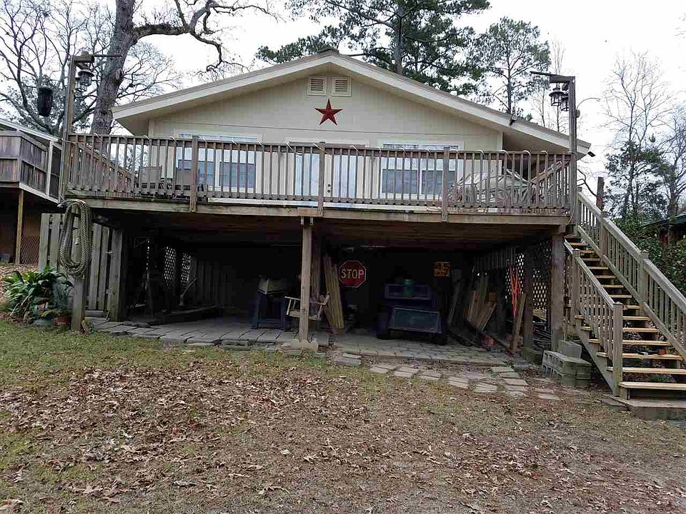 1st image of 289 W Pinewood