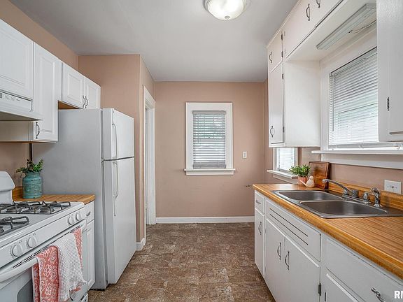 2nd image of 342 W 30th St