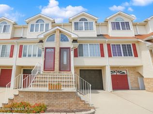 45 Arden Ave, Staten Island, NY 10312