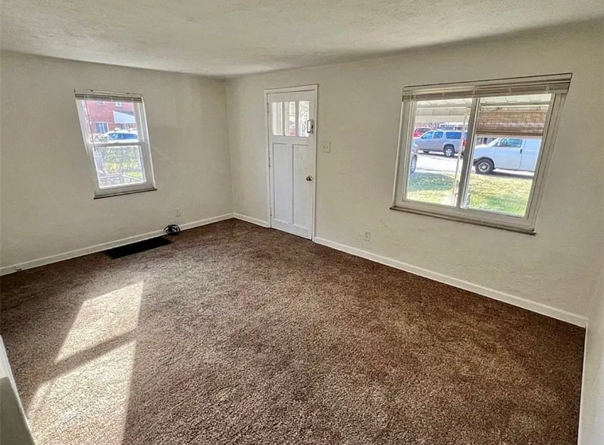 2 bed, 1195 sqft, $1,175 — Photo 4