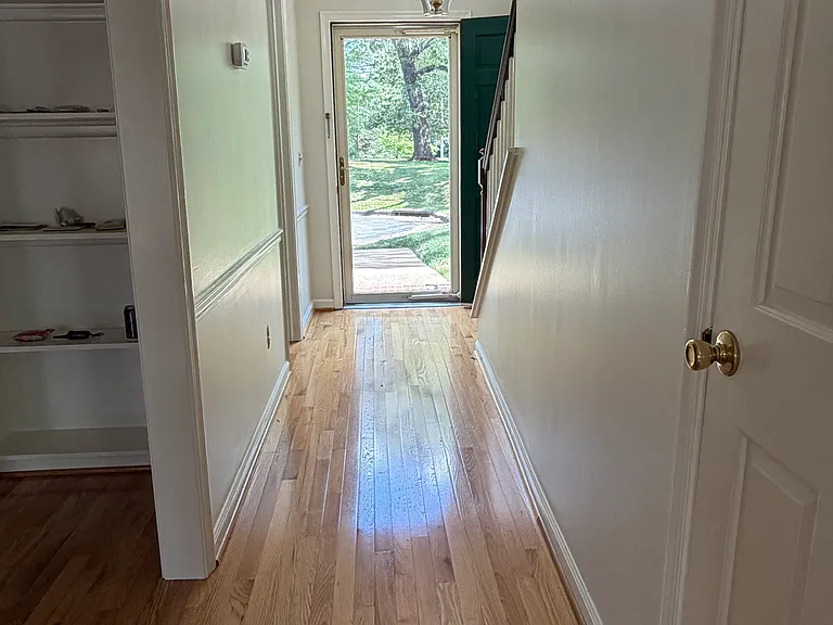3132 Westbury Dr — Photo 8