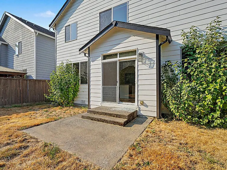 6038 Discovery St E — Photo 40