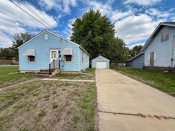 3rd image of 3607 9th St