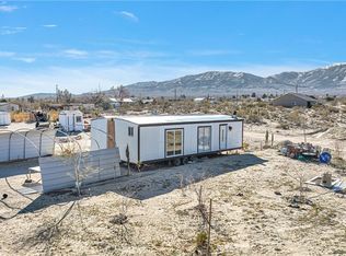 9179 Fairlane Rd, Lucerne Valley, CA 92356