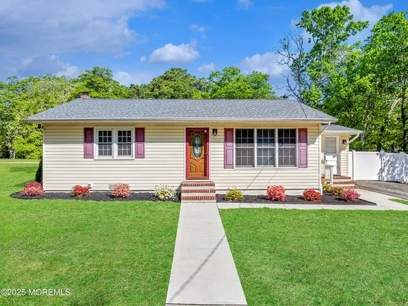 96 Burr Street, Barnegat, NJ 08005