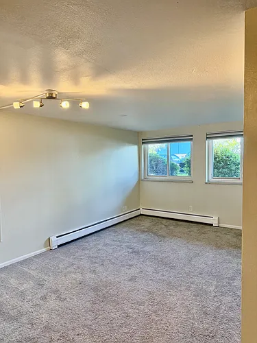 1150 Golden Cir Photo 1