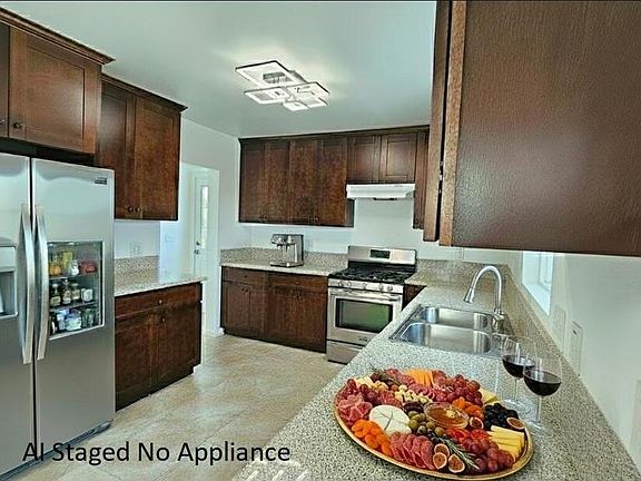 5th image of 1114 Oban Dr