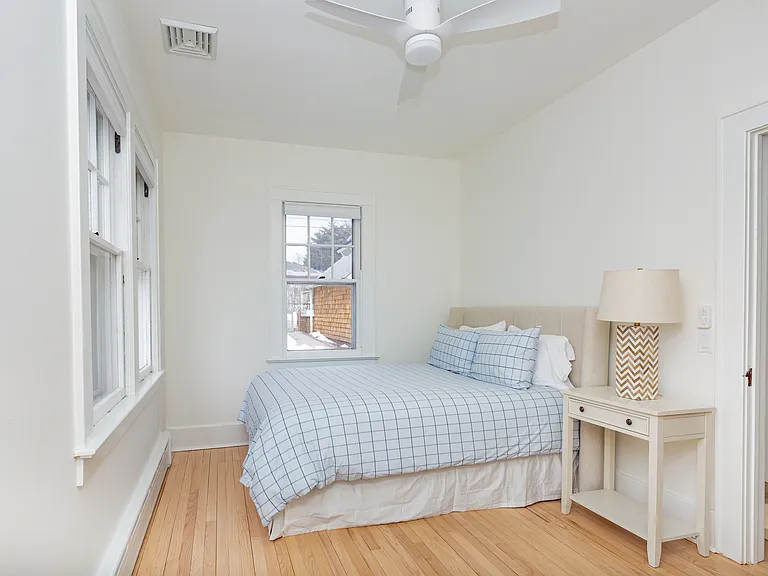 6 Bay Rd — Photo 25
